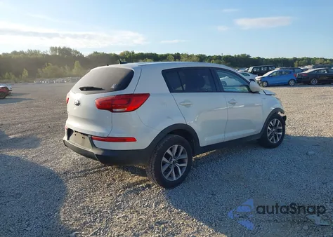 2016 Kia Sportage Lx z USA, uszkodzony, nr VIN KNDPBCAC2G7827213